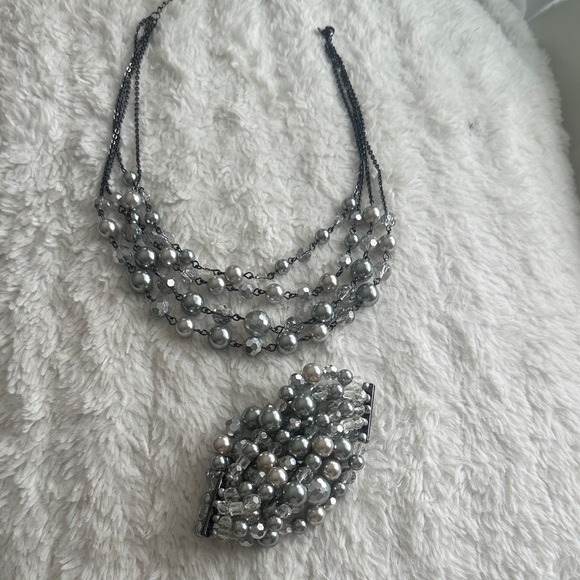 Lia Sophia Jewelry - Lia Sophia Silver and Gray Pearl Necklace Set